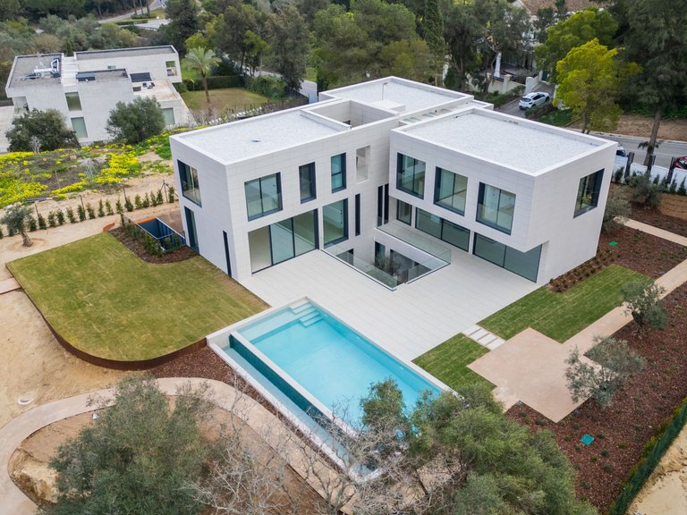 Villa for Sale in Sotogrande, Cadiz 1