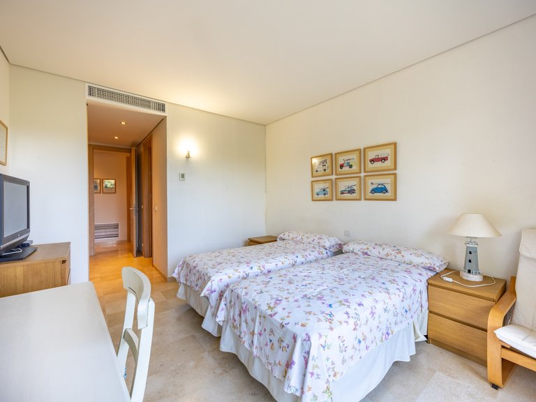Apartment for Sale in Ribera del Marlin, Sotogrande, Cadiz 24