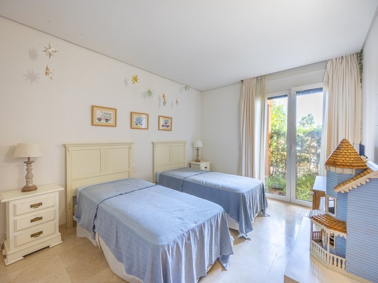 Apartment for Sale in Ribera del Marlin, Sotogrande, Cadiz 28