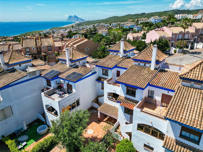 Town House for Sale in Alcaidesa, Cadiz 3