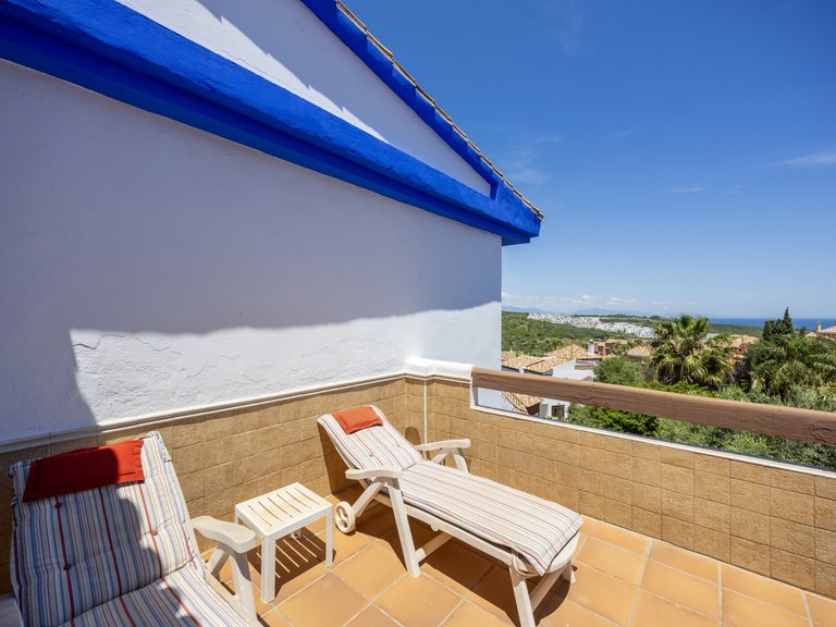 Town House for Sale in Alcaidesa, Cadiz 41