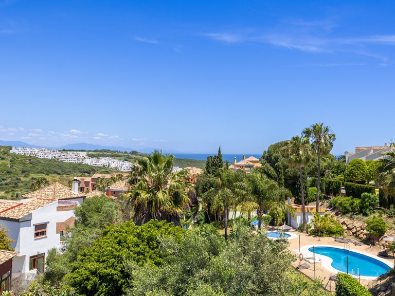 Town House for Sale in Alcaidesa, Cadiz 42