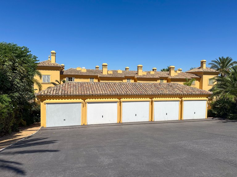 Town House for Sale in Los Carmenes de Almenara, Sotogrande, Cadiz 32