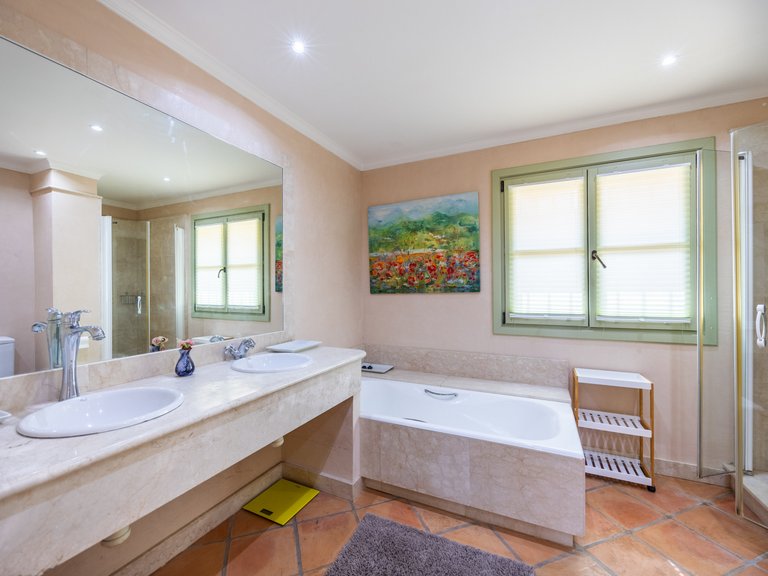 Town House for Sale in Los Carmenes de Almenara, Sotogrande, Cadiz 16
