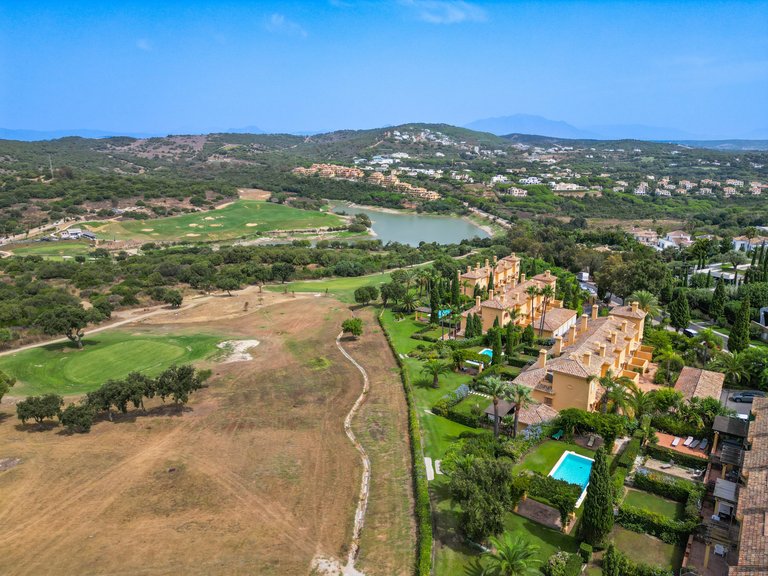 Town House for Sale in Los Carmenes de Almenara, Sotogrande, Cadiz 11