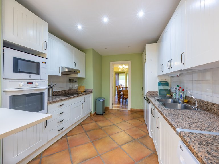 Town House for Sale in Los Carmenes de Almenara, Sotogrande, Cadiz 5