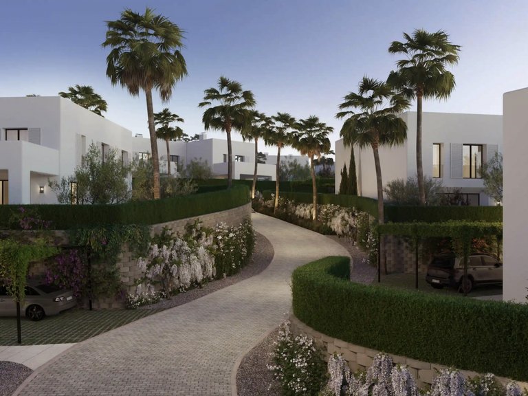 Town House for Sale in Los Albares, Sotogrande, Cadiz 4