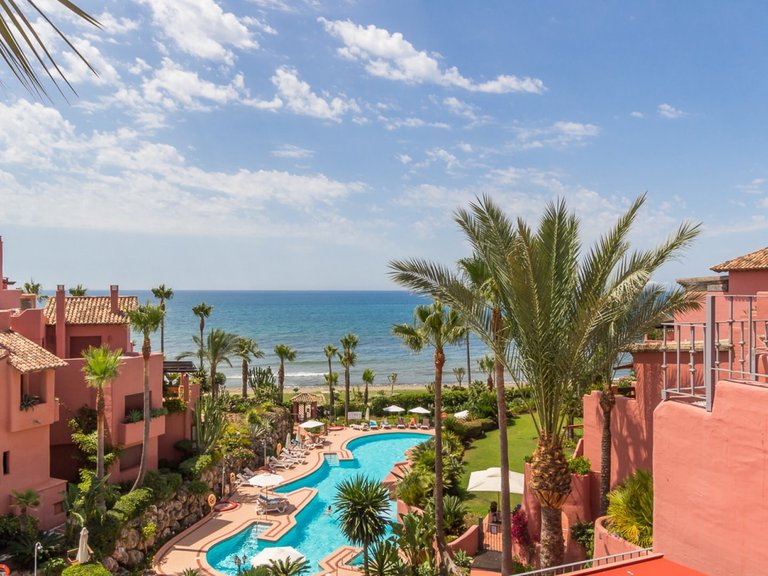Town House for Sale in Estepona, Malaga 1