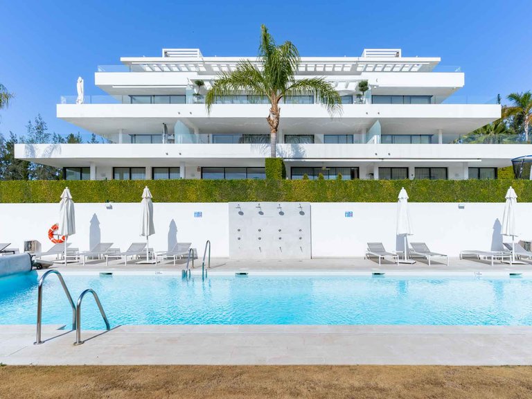 Apartment for Sale in Estepona, Malaga 1