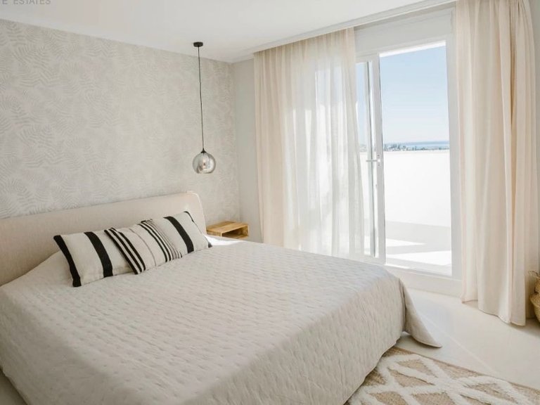 Town House for Sale in Marbella, Malaga 12