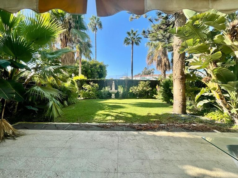 Apartment for Sale in San Pedro De Alcantara, Malaga 1