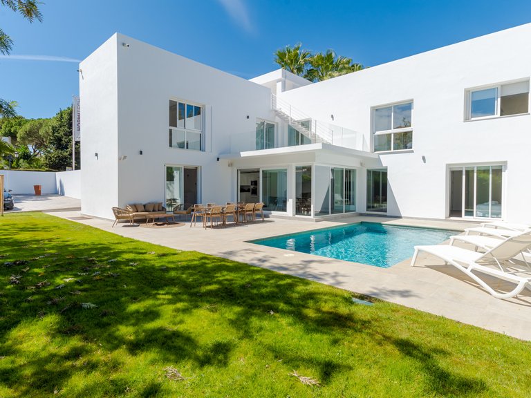 Villa for Sale in Marbella, Malaga 2