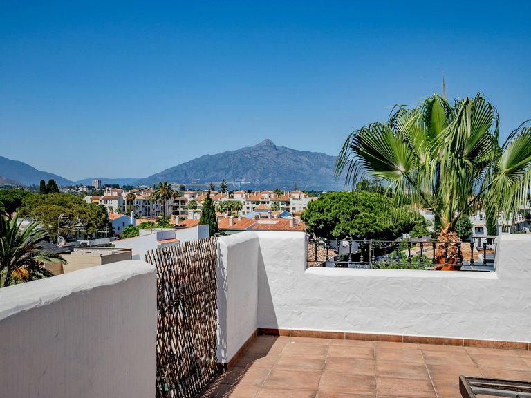 Penthouse for Sale in San Pedro De Alcantara, Malaga 7