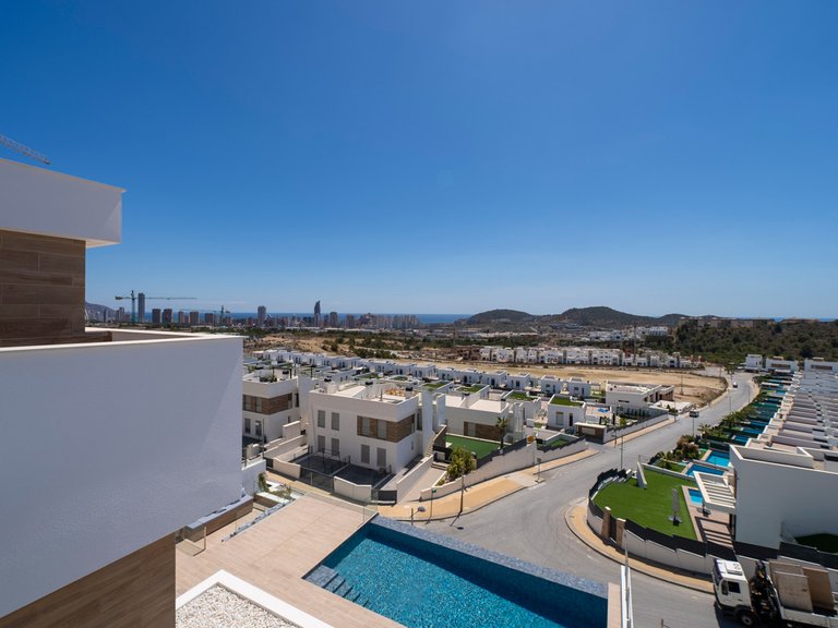 Villa for Sale in Finestrat, Alicante 38