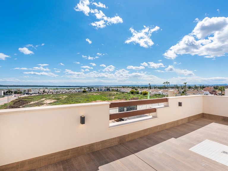 Villa for Sale in Los Montesinos, Alicante 33