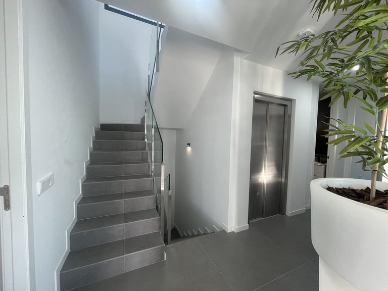 Villa for Sale in Finestrat, Alicante 32