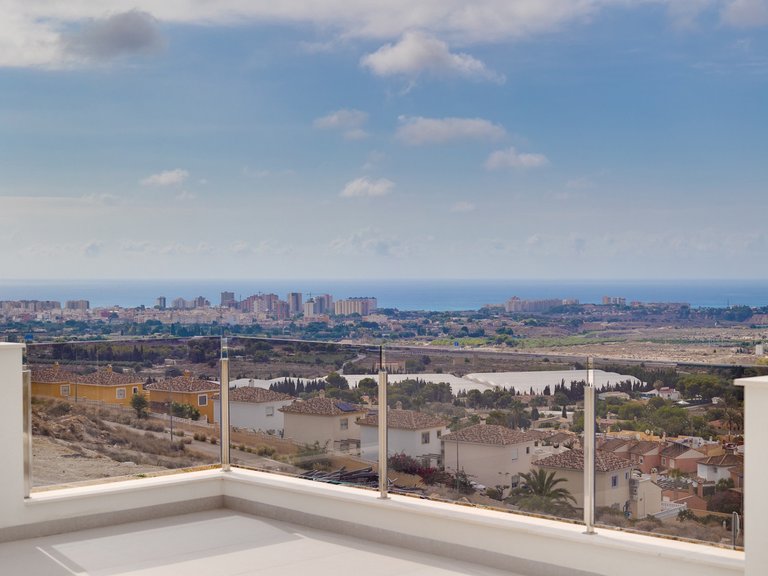 Villa for Sale in Mutxamel, Alicante 4