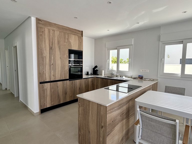 Villa for Sale in Benijofar, Alicante 8