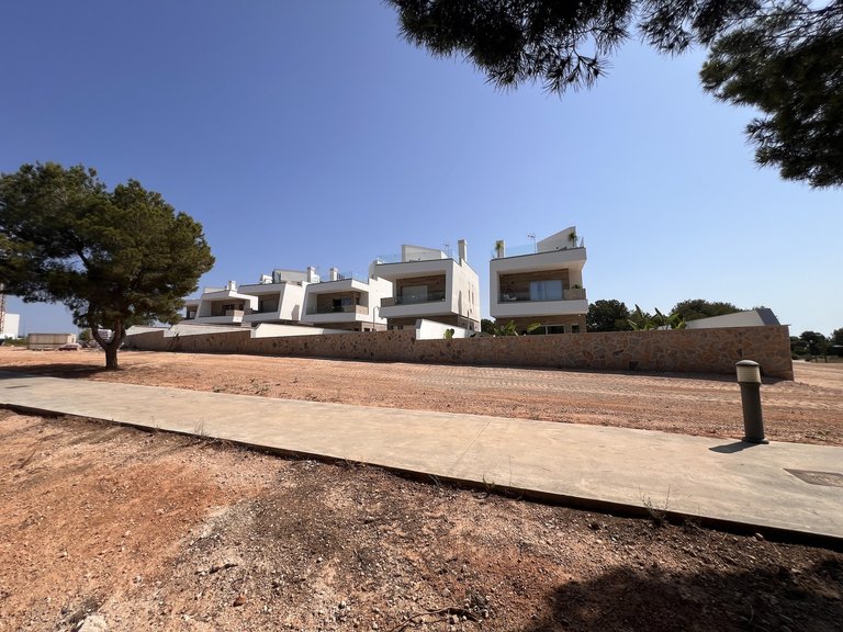 Villa for Sale in Pilar De La Horadada, Alicante 20