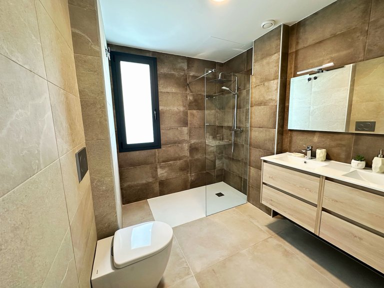 Villa for Sale in Dolores, Alicante 14