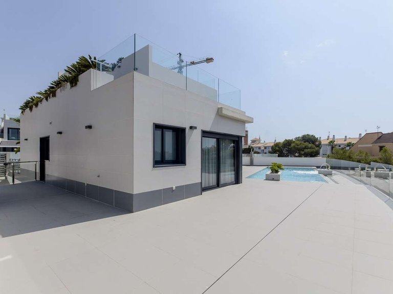 Villa for Sale in Orihuela Costa, Alicante 6