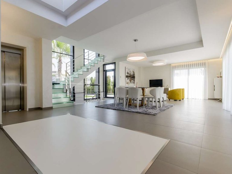 Villa for Sale in Orihuela Costa, Alicante 10