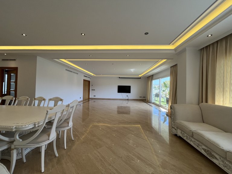 Penthouse for Sale in El Embrujo Banús, Marbella, Malaga 10