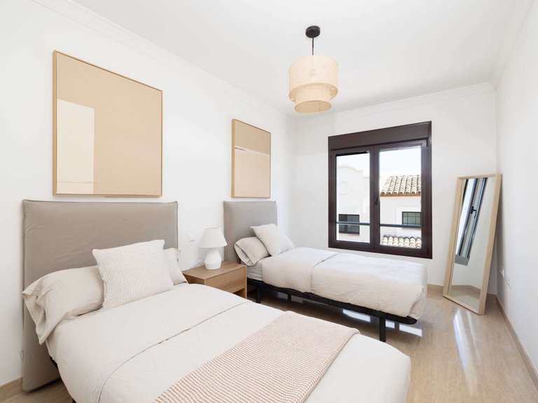 Town House for Sale in Estepona, Malaga 12