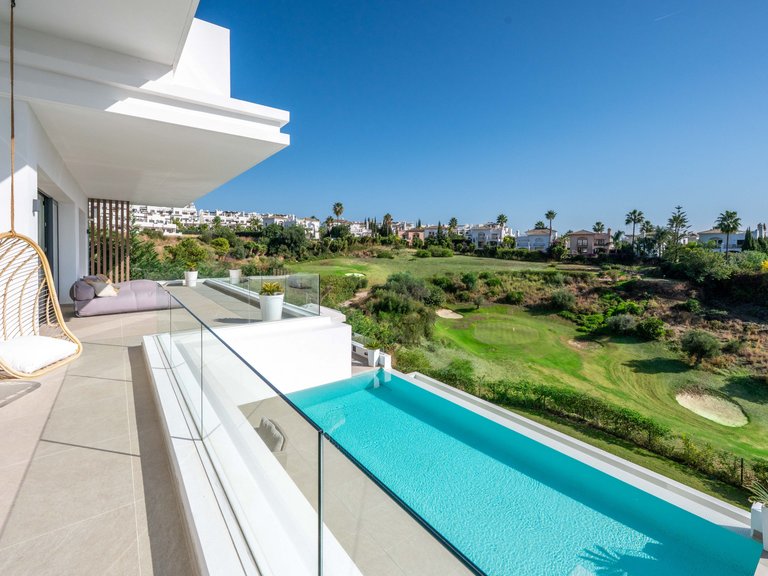 Apartment for Sale  in Estepona, Malaga 38