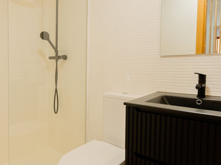 Apartment for Sale  in Malaga, Malaga 15