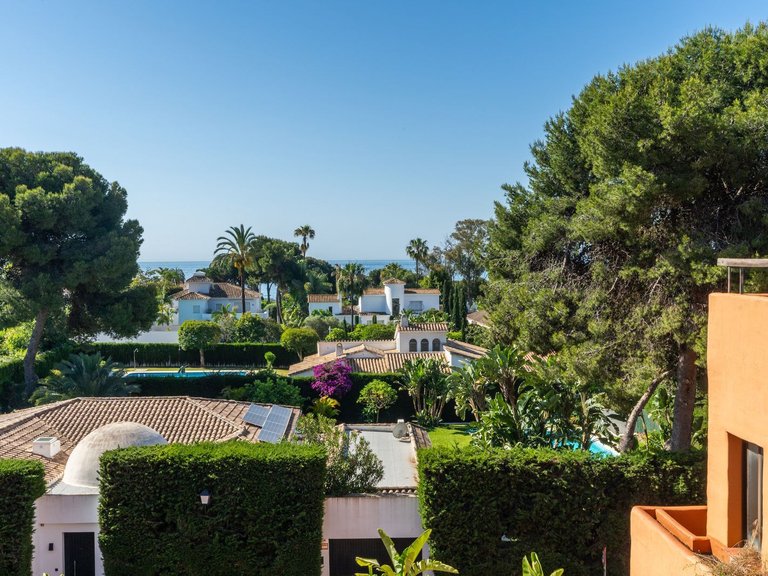 Apartment for Sale  in Estepona, Malaga 13