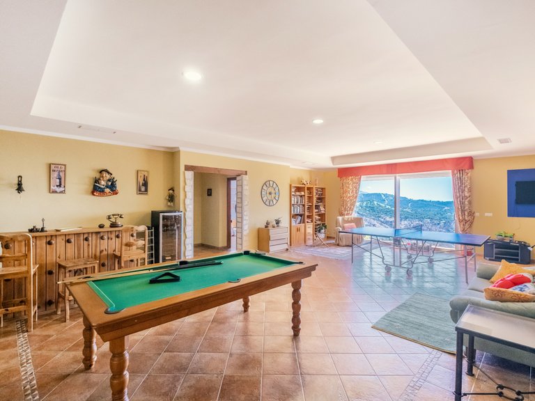 Apartment for Sale  in Estepona, Malaga 16