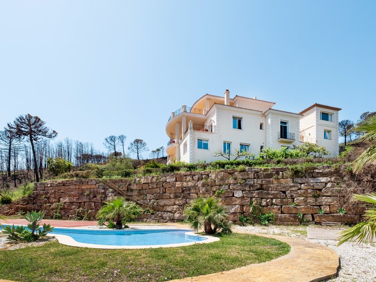Apartment for Sale  in Estepona, Malaga 1
