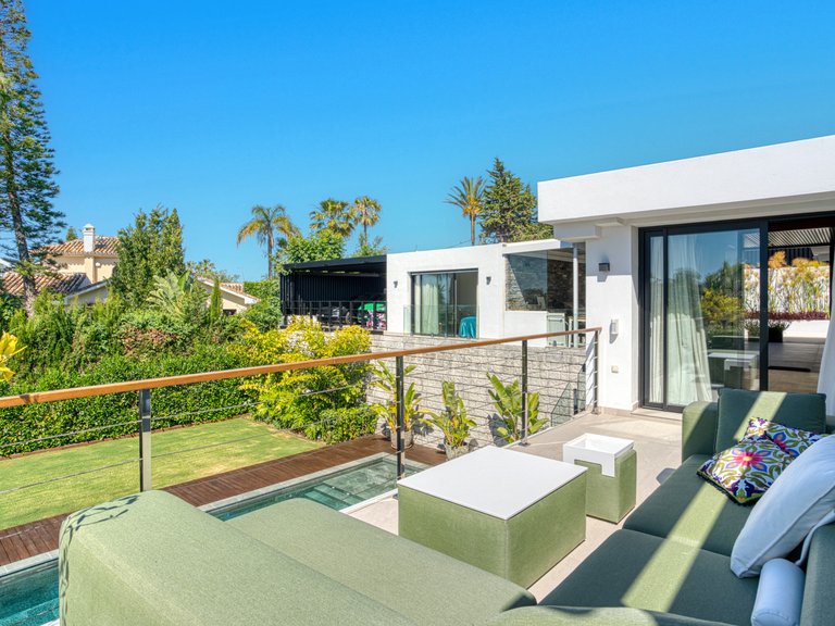 Apartment for Sale  in Marbella, Malaga 7