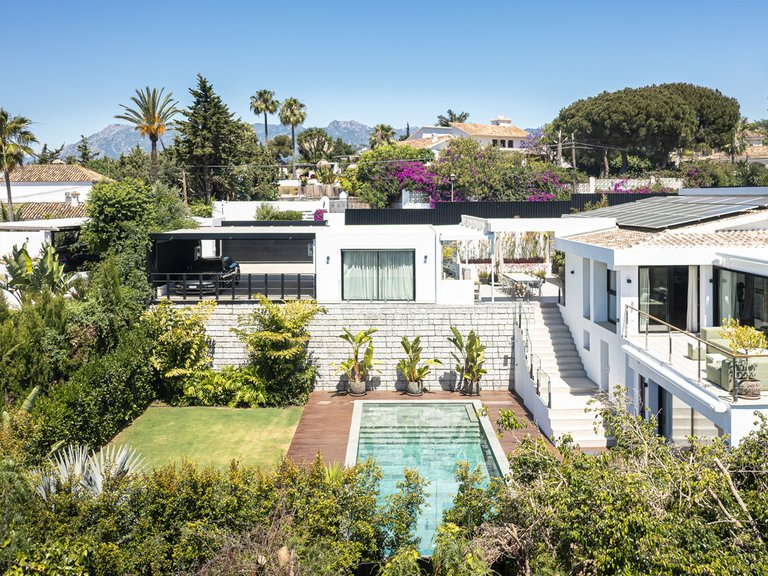 Apartment for Sale  in Marbella, Malaga 2