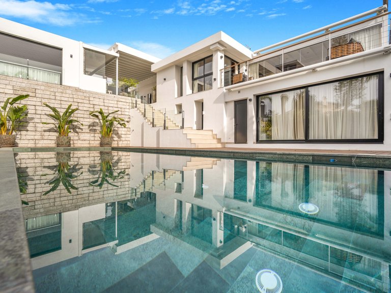 Apartment for Sale  in Marbella, Malaga 3