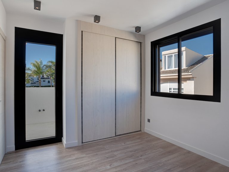 Apartment for Sale  in Estepona, Malaga 17