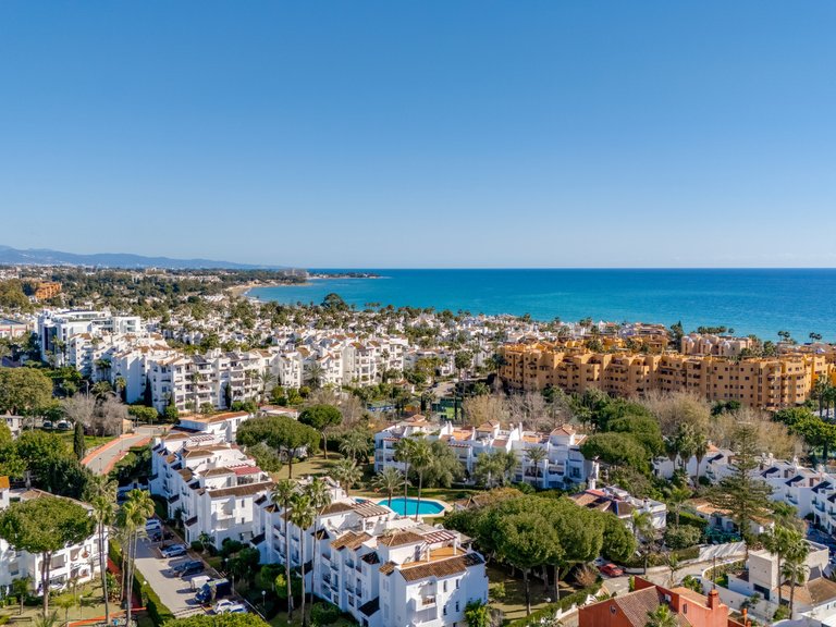 Apartment for Sale  in Estepona, Malaga 34