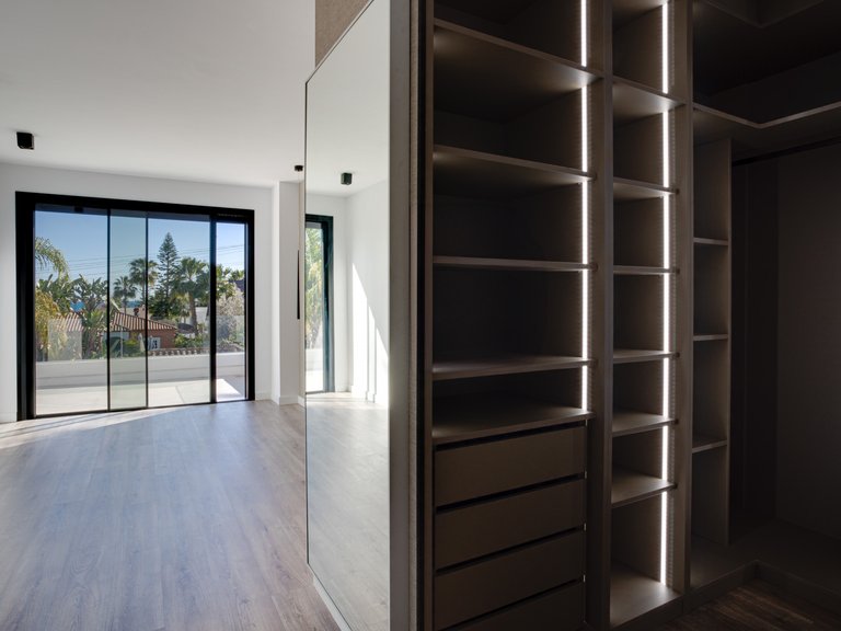Apartment for Sale  in Estepona, Malaga 11