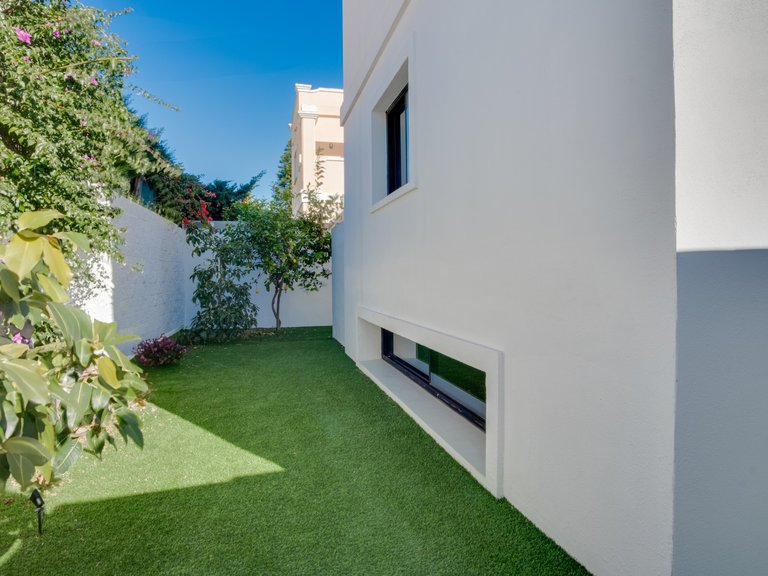 Apartment for Sale  in Estepona, Malaga 29