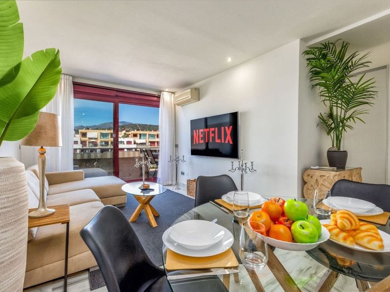 Apartment for Sale  in Estepona, Malaga 3