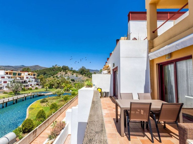 Apartment for Sale  in Estepona, Malaga 1