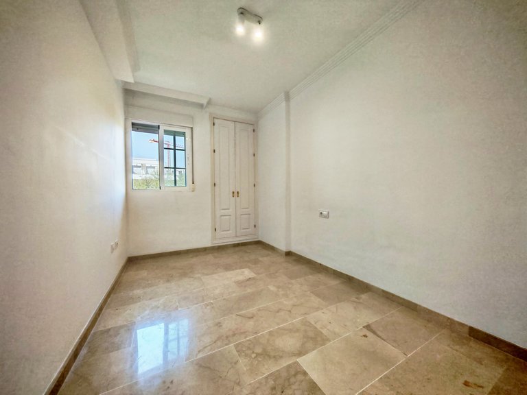 Apartment for Sale  in Marbella, Malaga 9