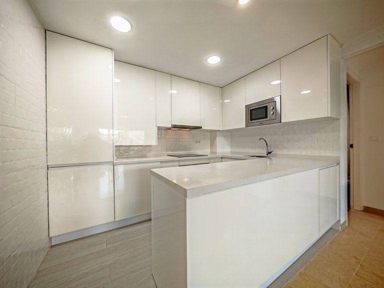 Apartment for Sale  in Marbella, Malaga 5