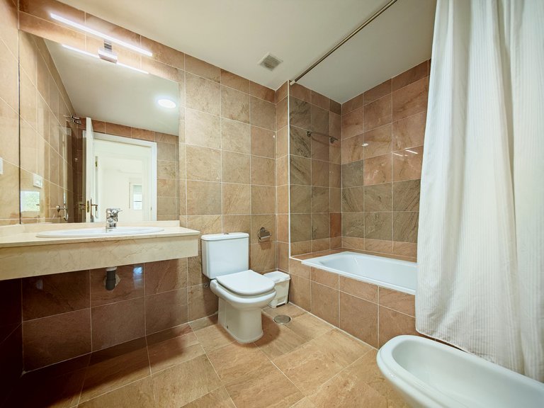 Apartment for Sale  in Marbella, Malaga 11