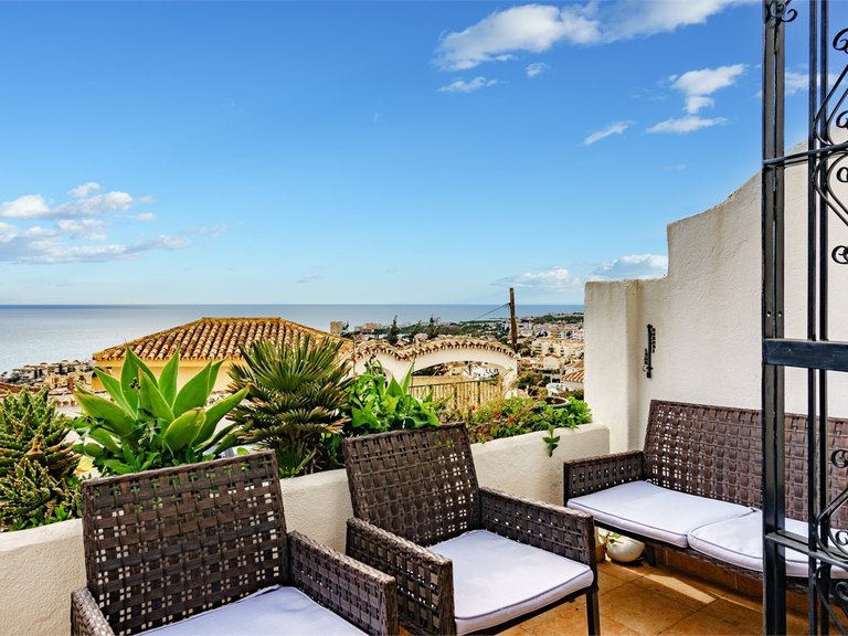 Apartment for Sale  in Mijas Costa, Malaga 1