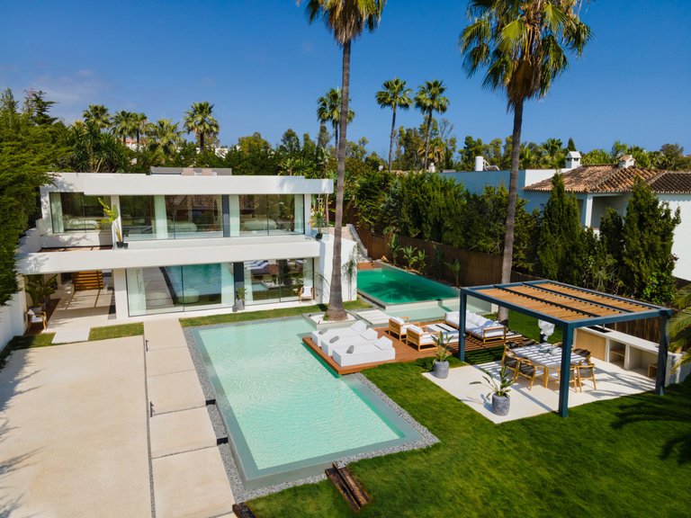 Apartment for Sale  in Marbella, Malaga 3