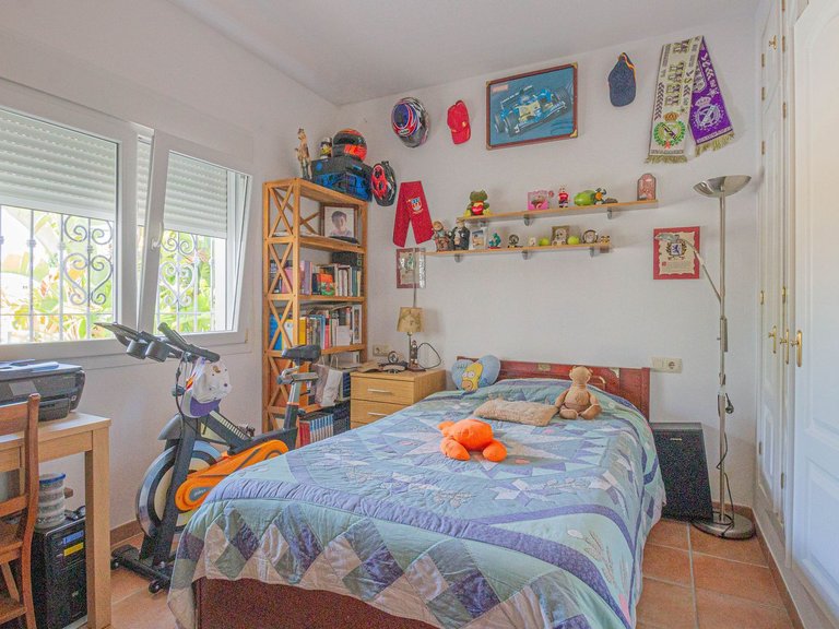 Apartment for Sale  in Pueblo Nuevo De Guadiaro, Cadiz 22