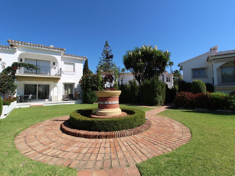 Apartment for Sale  in Estepona, Malaga 20