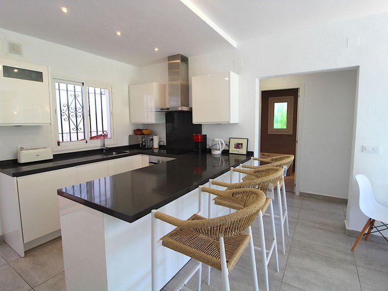 Apartment for Sale  in Estepona, Malaga 10